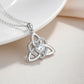 BirthsHalsketting met geboortesteen, Keltische drievoudsknoop en hartje ✨ Hanger in de vorm van een hartje met Keltische drievoudsknoop en geboortesteentone Celtic Trinity Knot Heart Necklace✨ Heart Shape Celtic Trinity Knot Birthstone Pendant