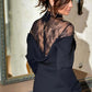 Elegante midi-jurk voor dames met opstaande kraag en kanten details op de rug