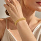 💎 Koop er 1, krijg er 1 gratis! ✨Brede armband van geweven gaas met 14-karaats vergulding