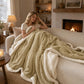 🛋️ Bespaar 50%! 🧶 Ultrazachte deken – Lichtgewicht, warm & ideaal voor op reis ✨